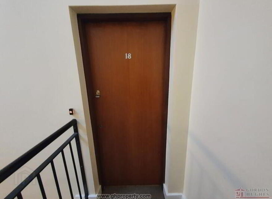 18 The Archway, Bridge Street, Carrick On Shannon, N41XA03
