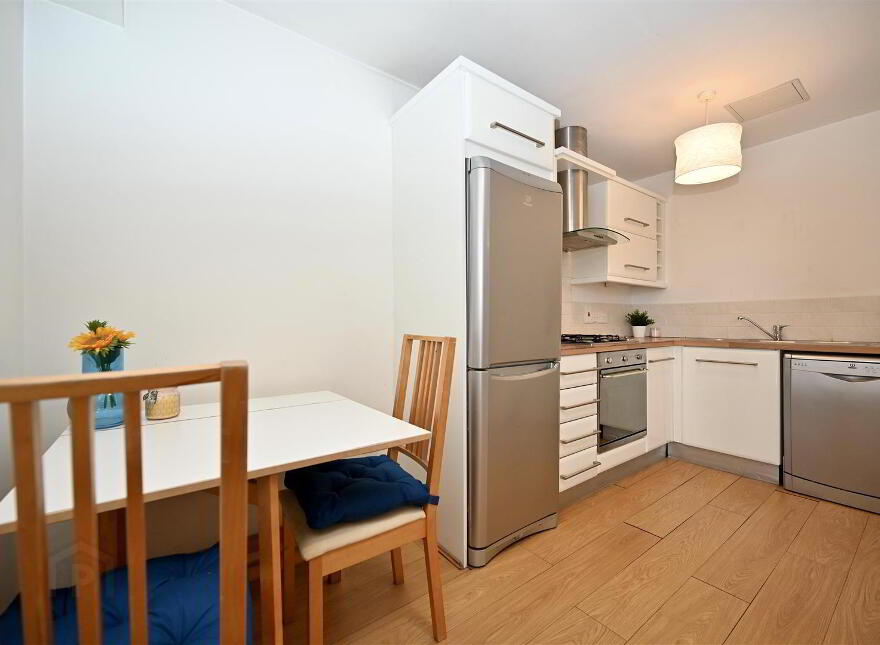 Apt 2 Winter Gardens, 34 Alfred Street, Belfast, BT2 8EP