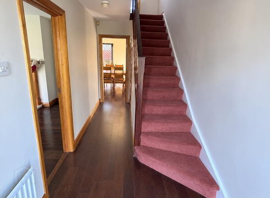114 Laurelgrove Dale, Belfast, BT8 6ZF