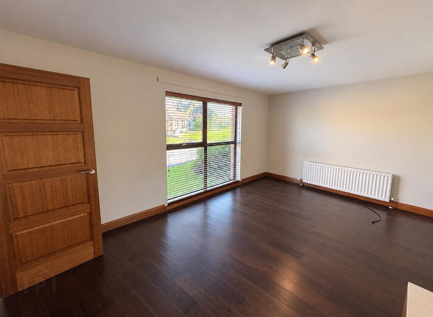 114 Laurelgrove Dale, Belfast, BT8 6ZF
