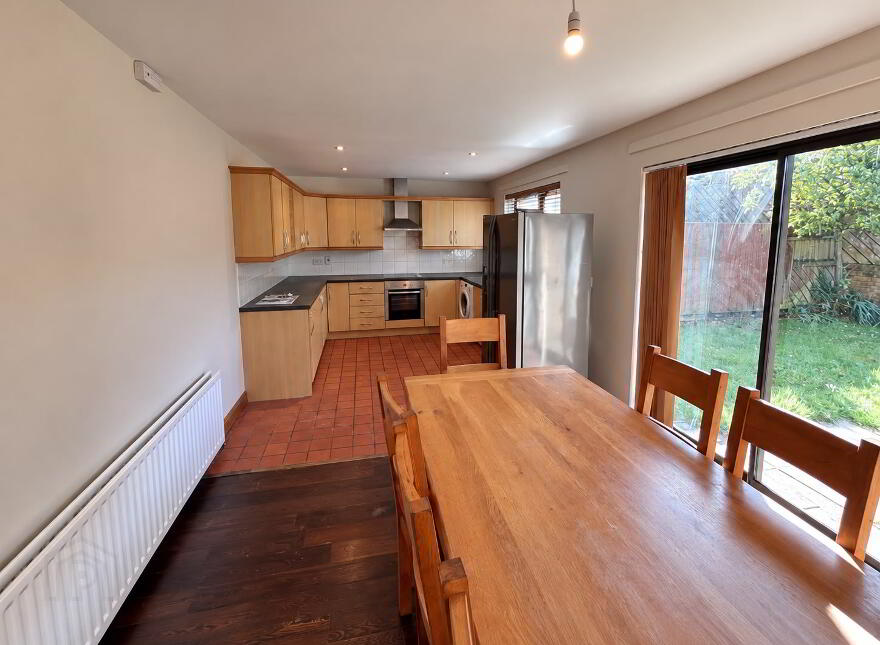 114 Laurelgrove Dale, Belfast, BT8 6ZF