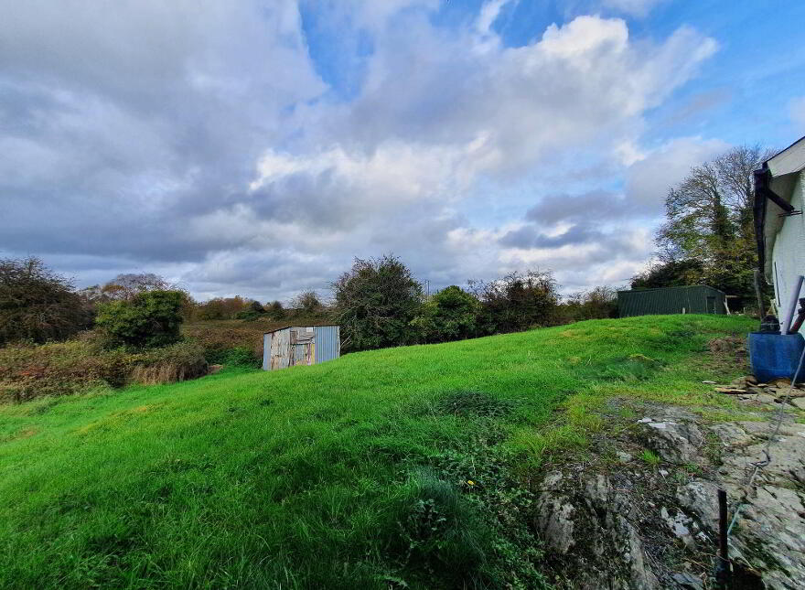 Drumhawnagh, Loughduff