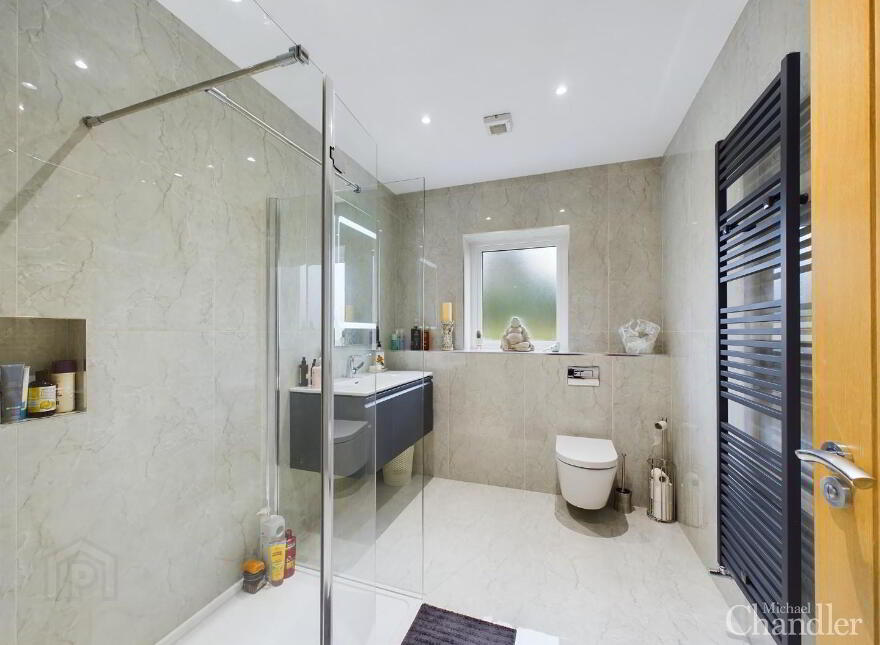 82a Manse Road, Carryduff, Belfast, BT8 8AE