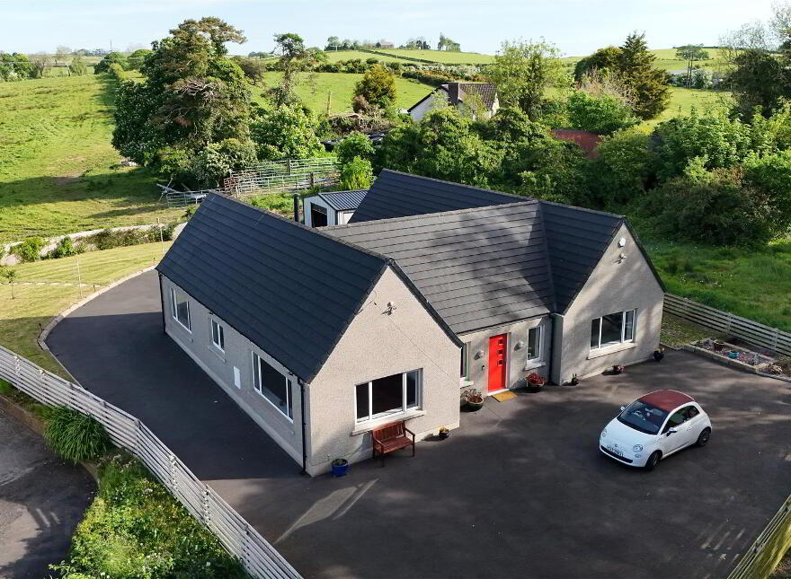 82a Manse Road, Carryduff, Belfast, BT8 8AE