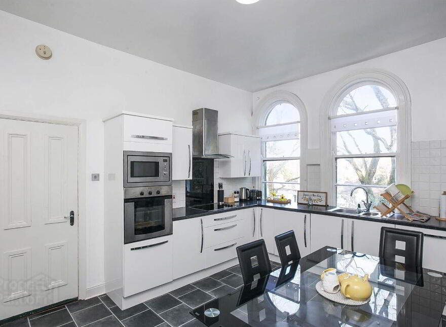 25 Notting Hill, Malone Road, Belfast, BT9 5NS