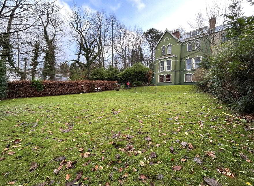 25 Notting Hill, Belfast, BT9 5NS
