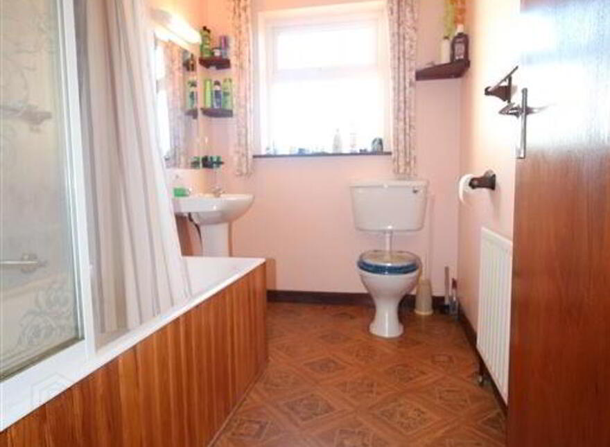 Four Winds, Claddaghduff, Clifden, Cleggan, Galway, H71NN24