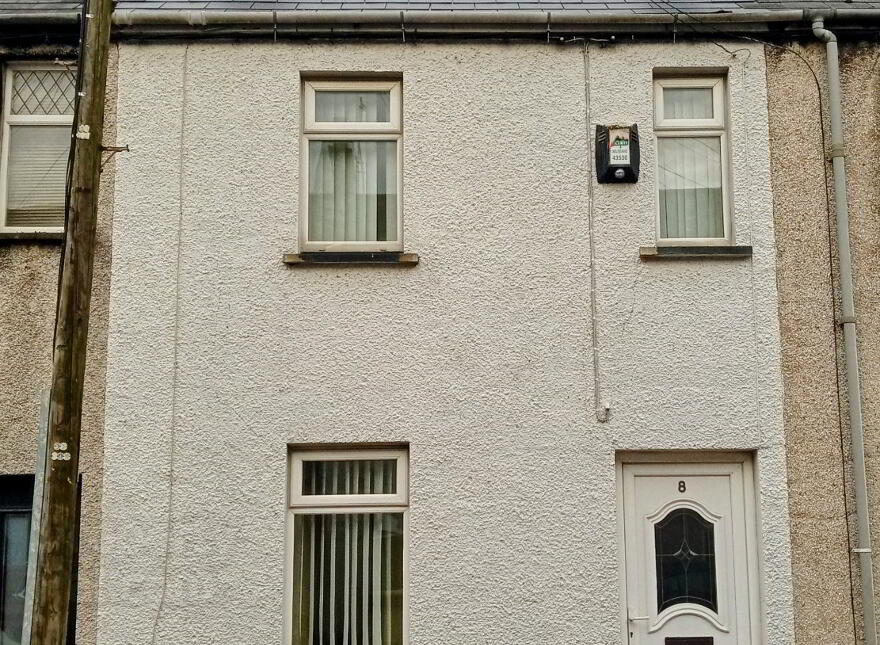 2 Rooms, 8 James Street, Coleraine, BT52 2DN photo