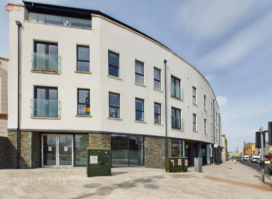 5 Dunluce View, Dunluce Avenue, Portrush, BT56 8DW photo