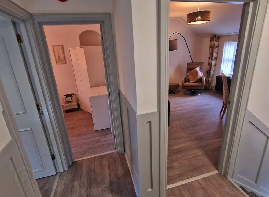 Apt For Rent, Apt 3 81 South Parade, Belfast, BT7 2GN