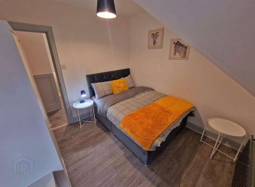 Apt For Rent, Apt 3 81 South Parade, Belfast, BT7 2GN