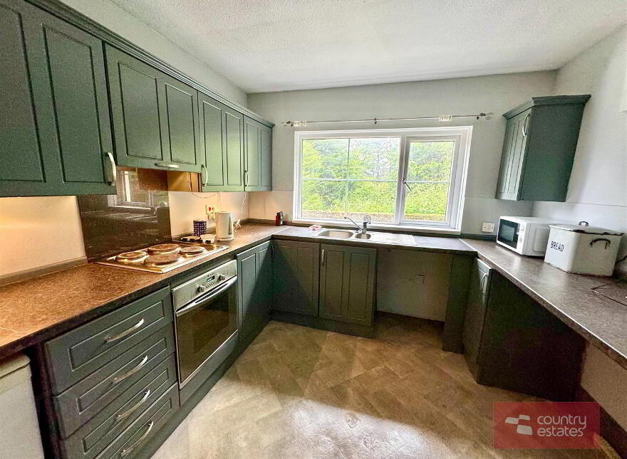 70 Carnalbanagh Road, Glenarm, Ballymena, BT44 0BS
