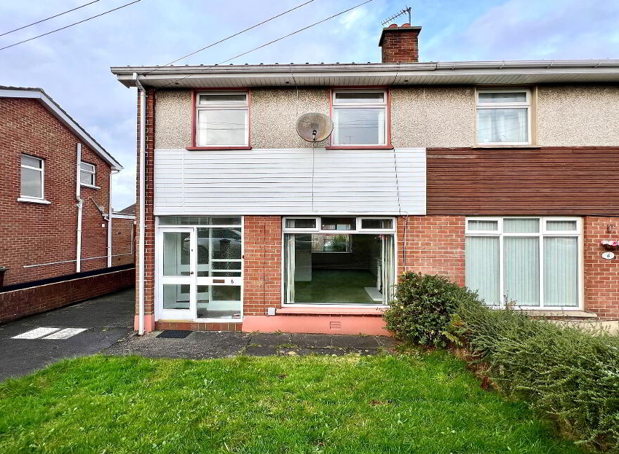 Recently Added Property For Sale in Derry / Londonderry PropertyPal