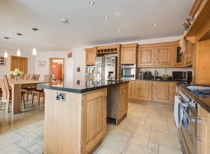 105 Arney Road, Enniskillen, BT92 2DN