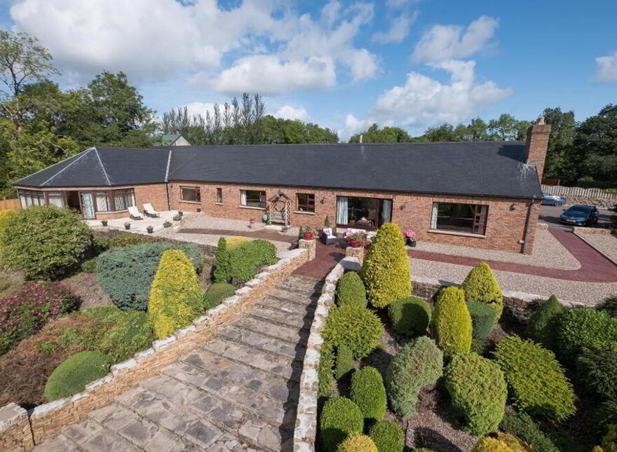 105 Arney Road, Enniskillen, BT92 2DN