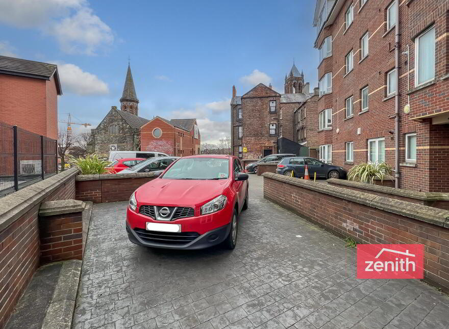 Flat 5 University Court, 3-5 University Road, Belfast, BT7 1NA