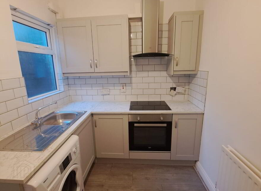 28 Quinton Street, Belfast, BT5 5GR