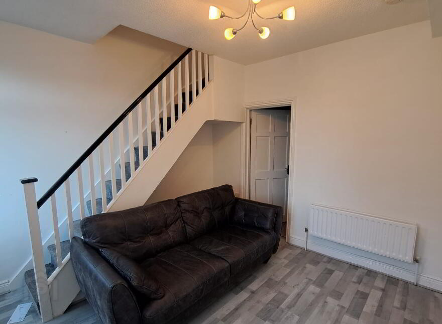 28 Quinton Street, Belfast, BT5 5GR