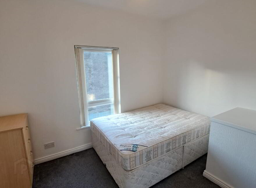 28 Quinton Street, Belfast, BT5 5GR