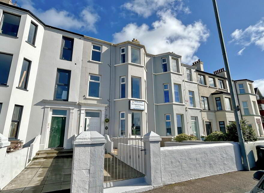 111 Eglinton Street, Portrush, BT56 8DZ photo