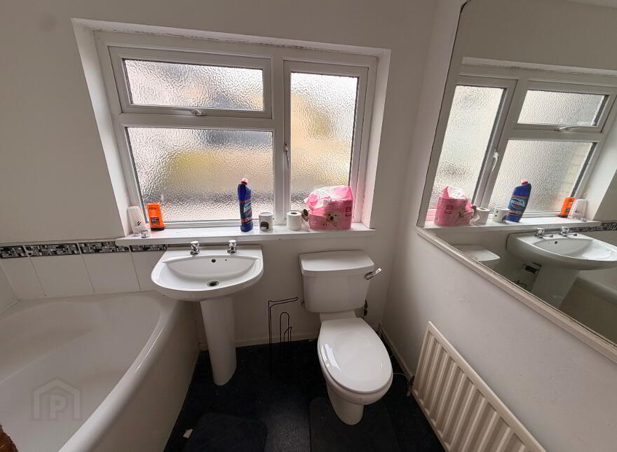 15 Gardenmore Place, Larne, BT40 1SE