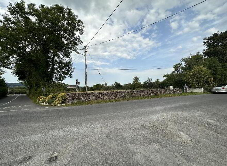 Circa 2.75 Acres, In Rossadrehid Village, Rossadrehid, , Tipperary Town