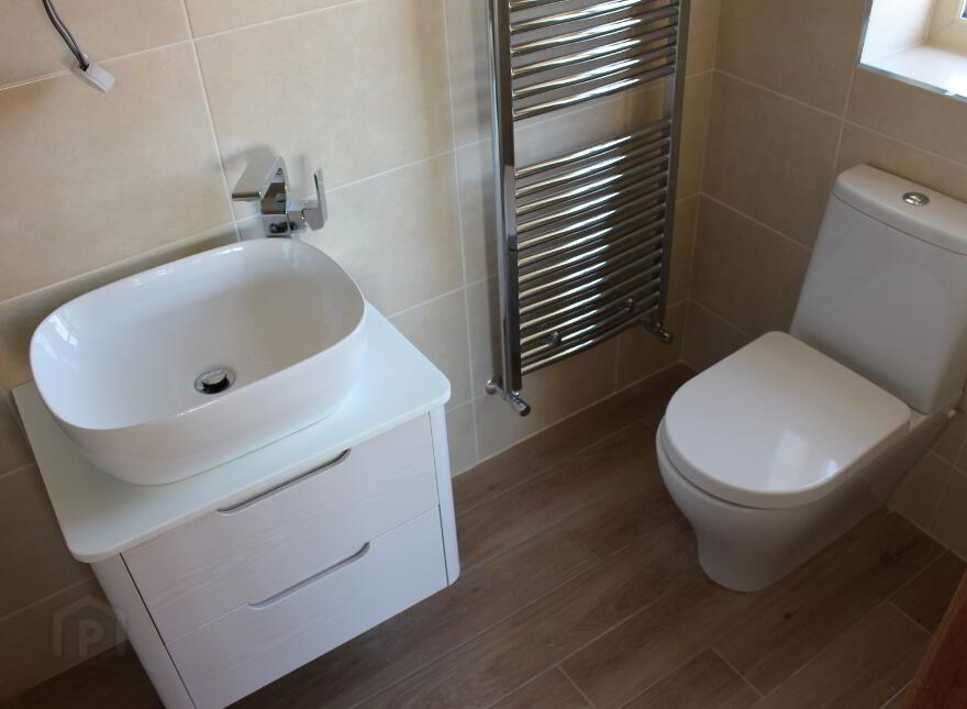 Hta, Silverwood Avenue, Silverwood Avenue, Lurgan