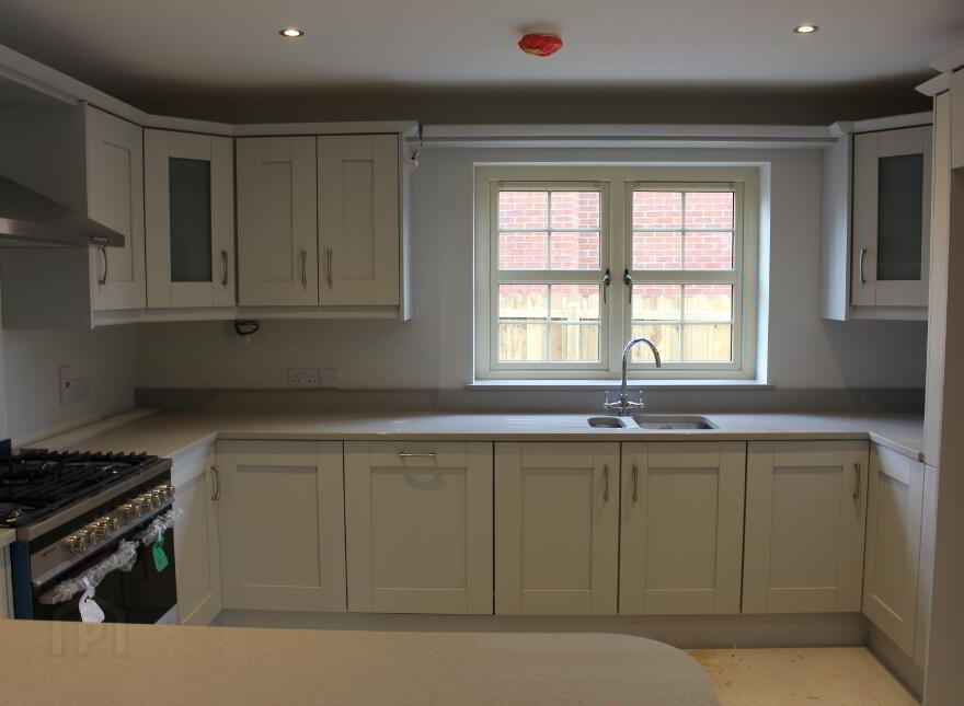 Hta, Silverwood Avenue, Silverwood Avenue, Lurgan