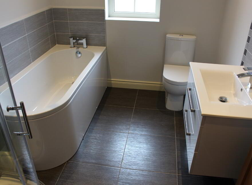 Hta, Silverwood Avenue, Silverwood Avenue, Lurgan