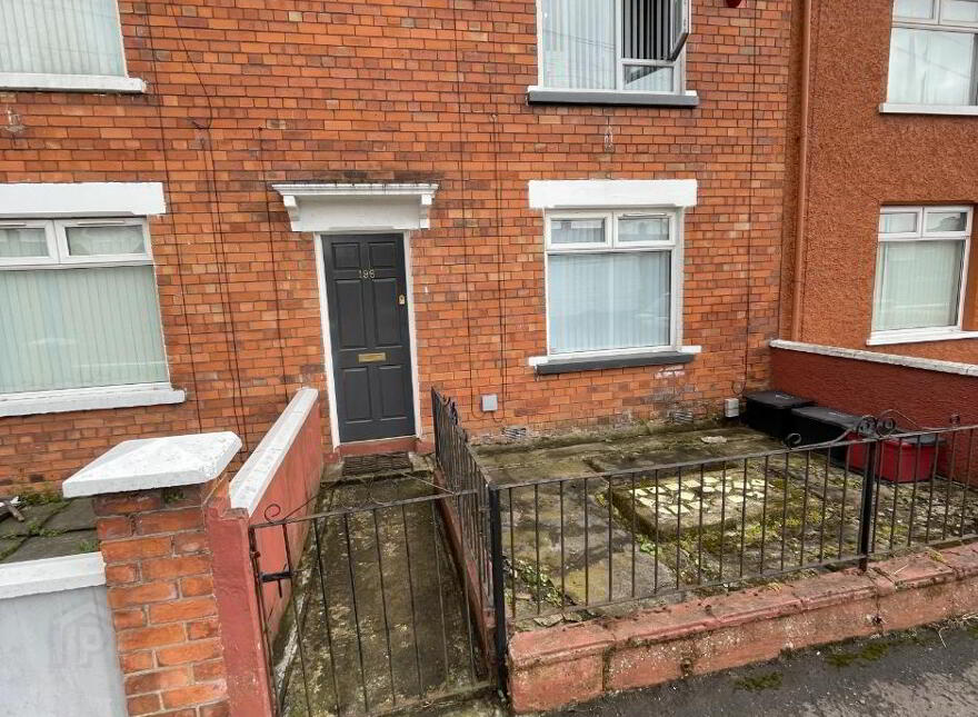 196 Tates Avenue, Belfast, BT12 6ND