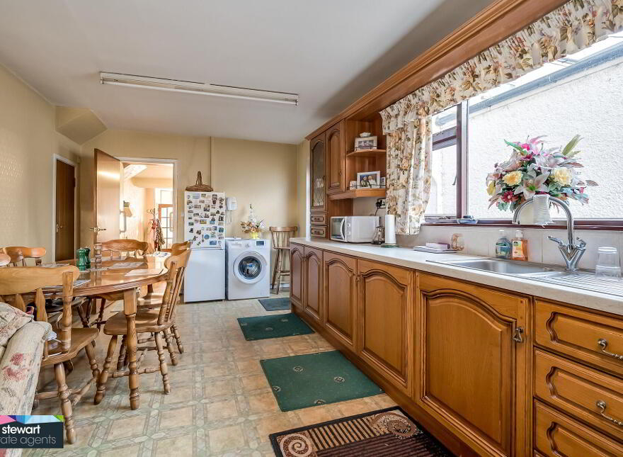 64 Main Street, Moira, BT67 0LQ