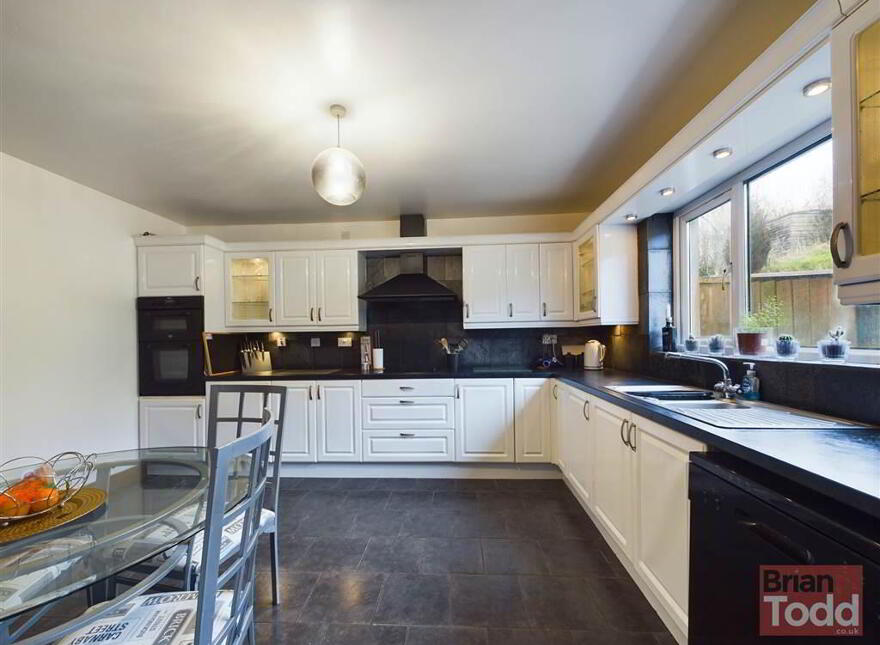 Quinton Avenue, Magheramorne, Larne, BT40 3JH
