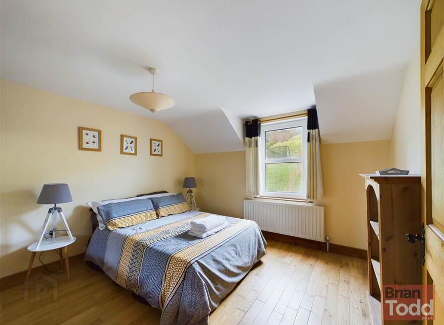 Quinton Avenue, Magheramorne, Larne, BT40 3JH