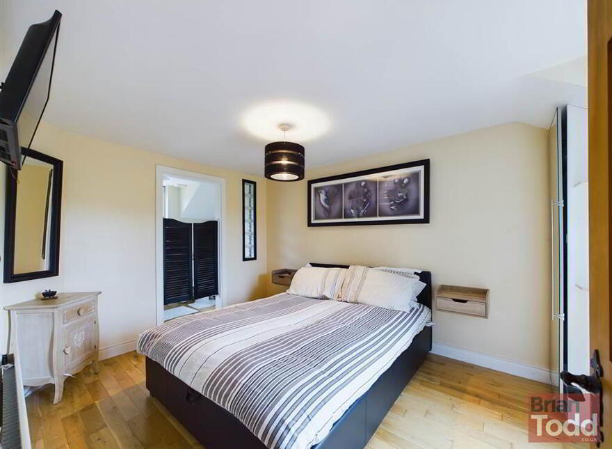 Quinton Avenue, Magheramorne, Larne, BT40 3JH