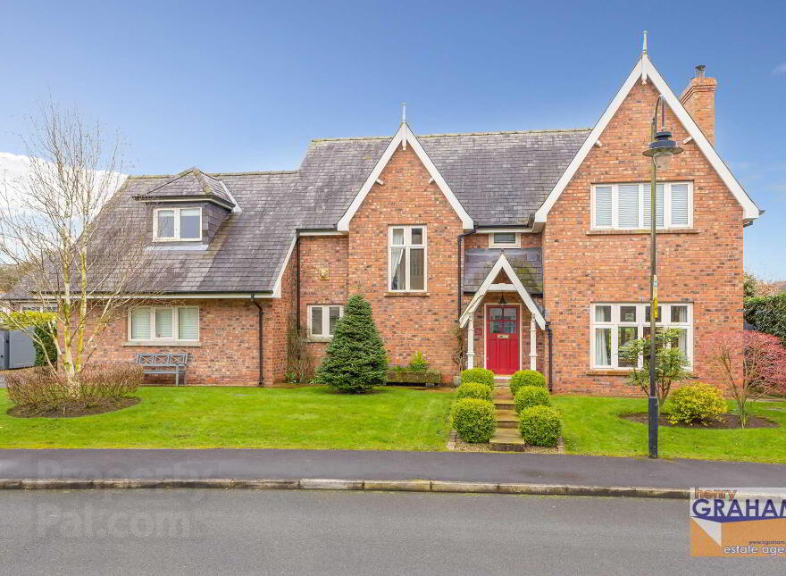 10 Governors Gate Meadow, Hillsborough, BT26 6FY photo