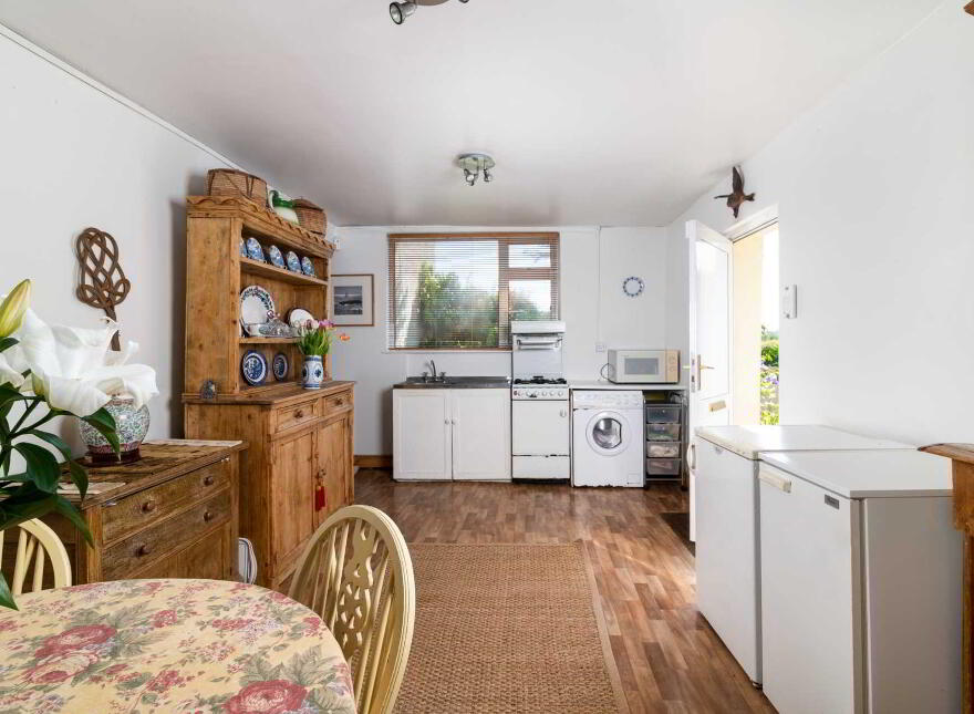 Castlegar East, Ahascragh, Ballinasloe, H53RX37