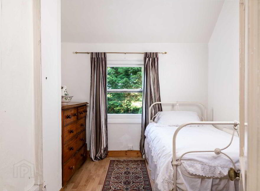 Castlegar East, Ahascragh, Ballinasloe, H53RX37