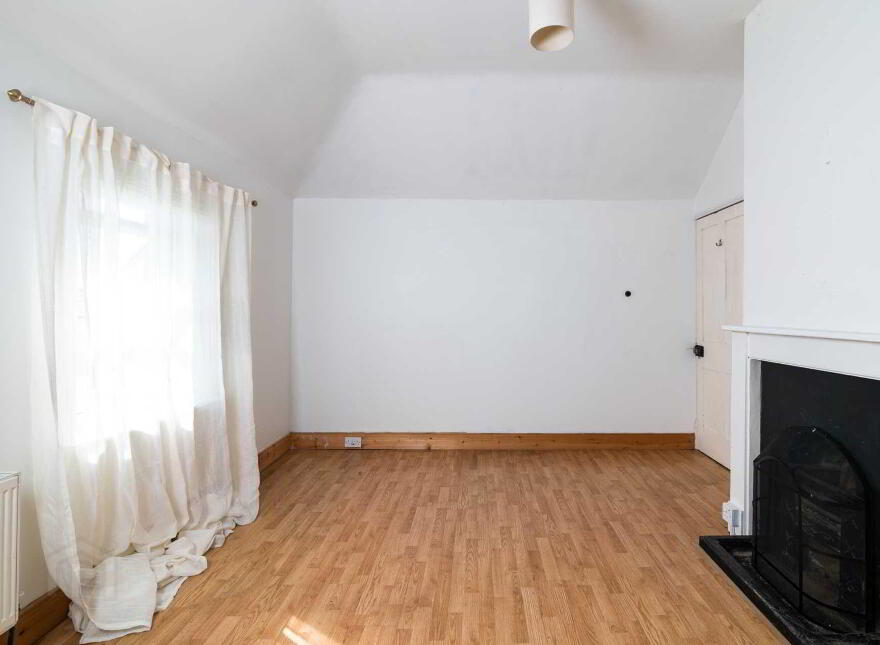 Castlegar East, Ahascragh, Ballinasloe, H53RX37