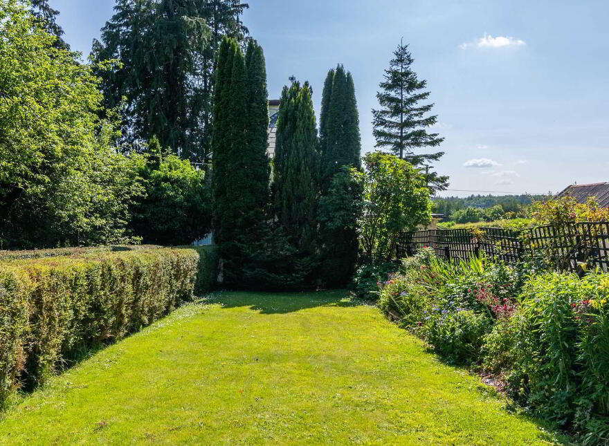 Castlegar East, Ahascragh, Ballinasloe, H53RX37