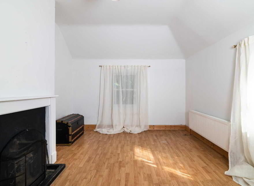 Castlegar East, Ahascragh, Ballinasloe, H53RX37
