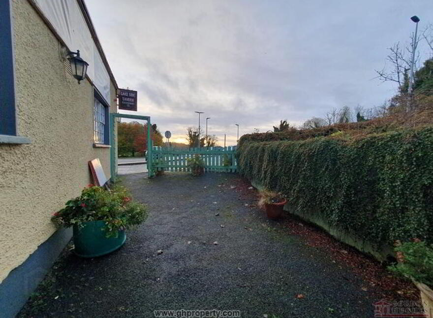 Lakeside Tavern, Drumcong, N41X8N6
