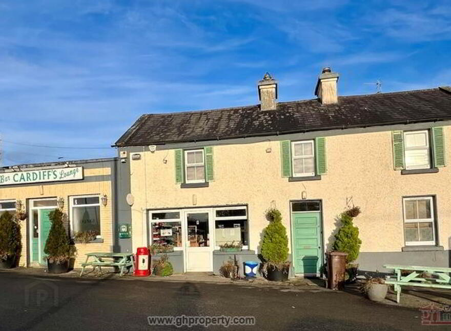 Lakeside Tavern, Drumcong, N41X8N6