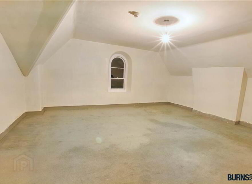 77 Galgorm Road, Ballymena, BT42 1AA