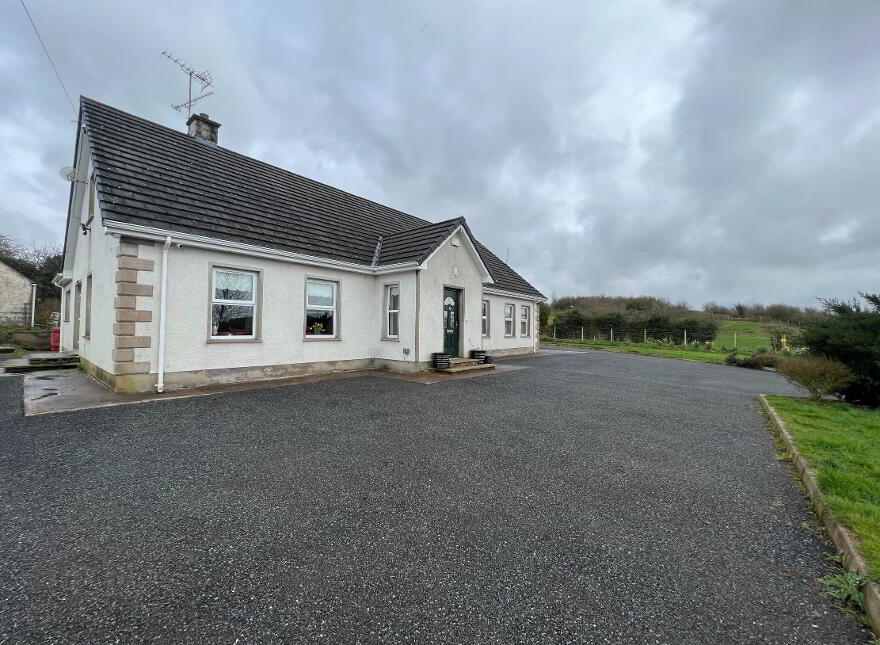 60 Crossbane Road, Derrynoose, BT60 3HF