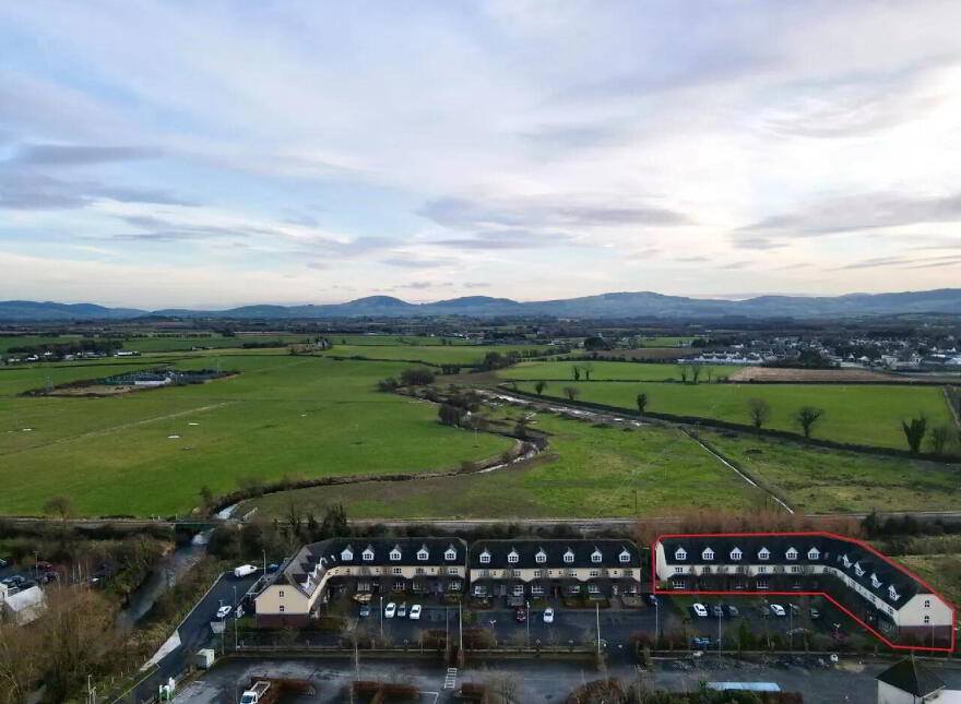 16-25 The Lodges, Dublin Road, Nenagh