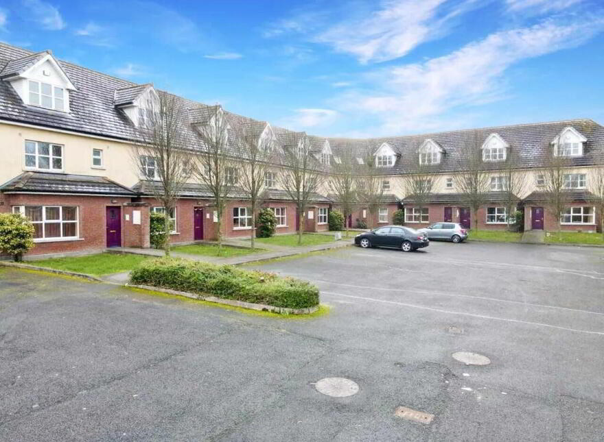 16-25 The Lodges, Dublin Road, Nenagh