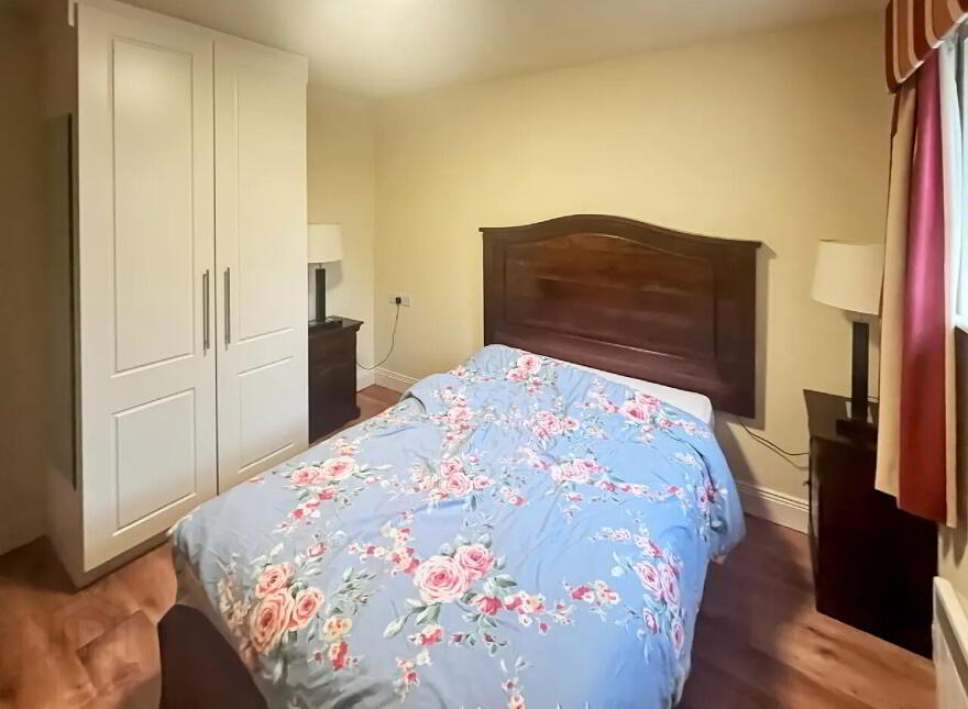 16-25 The Lodges, Dublin Road, Nenagh
