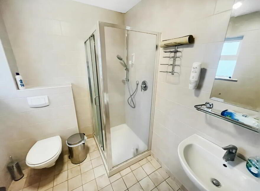 16-25 The Lodges, Dublin Road, Nenagh