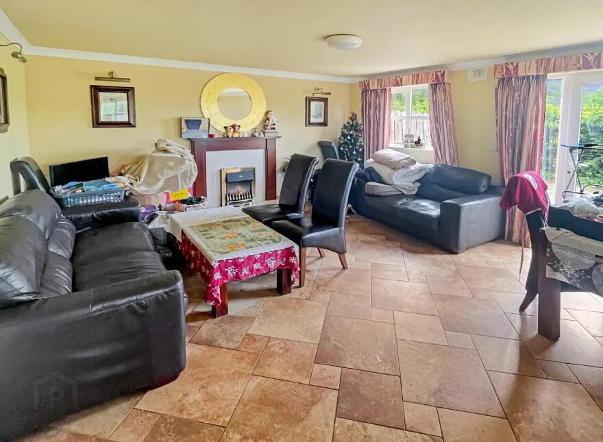 16-25 The Lodges, Dublin Road, Nenagh