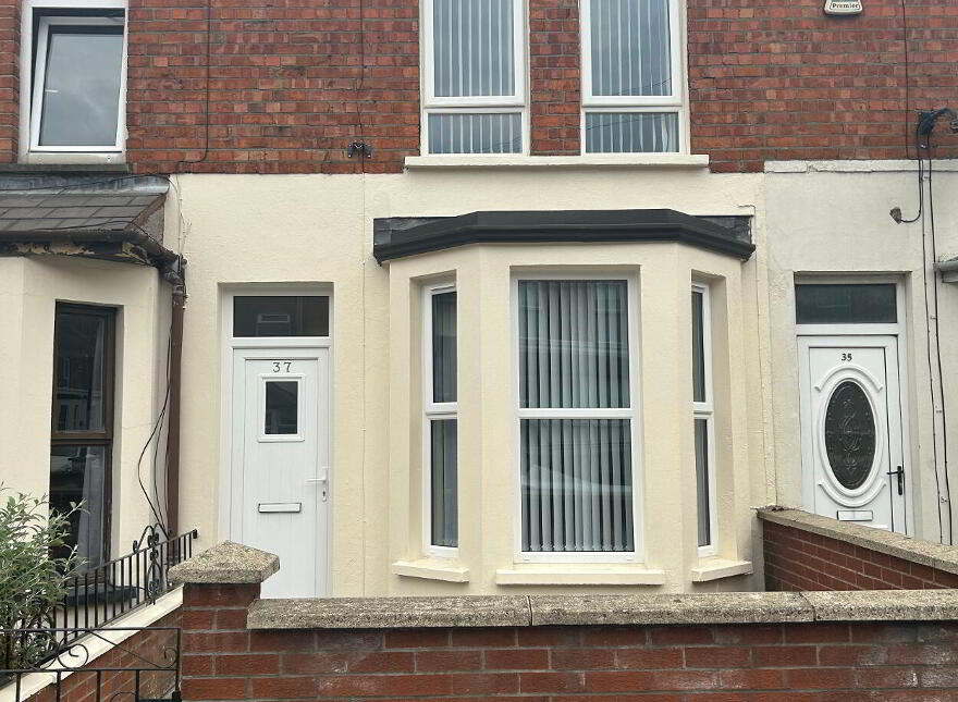 37 Surrey Street, Belfast, BT9 7FR photo